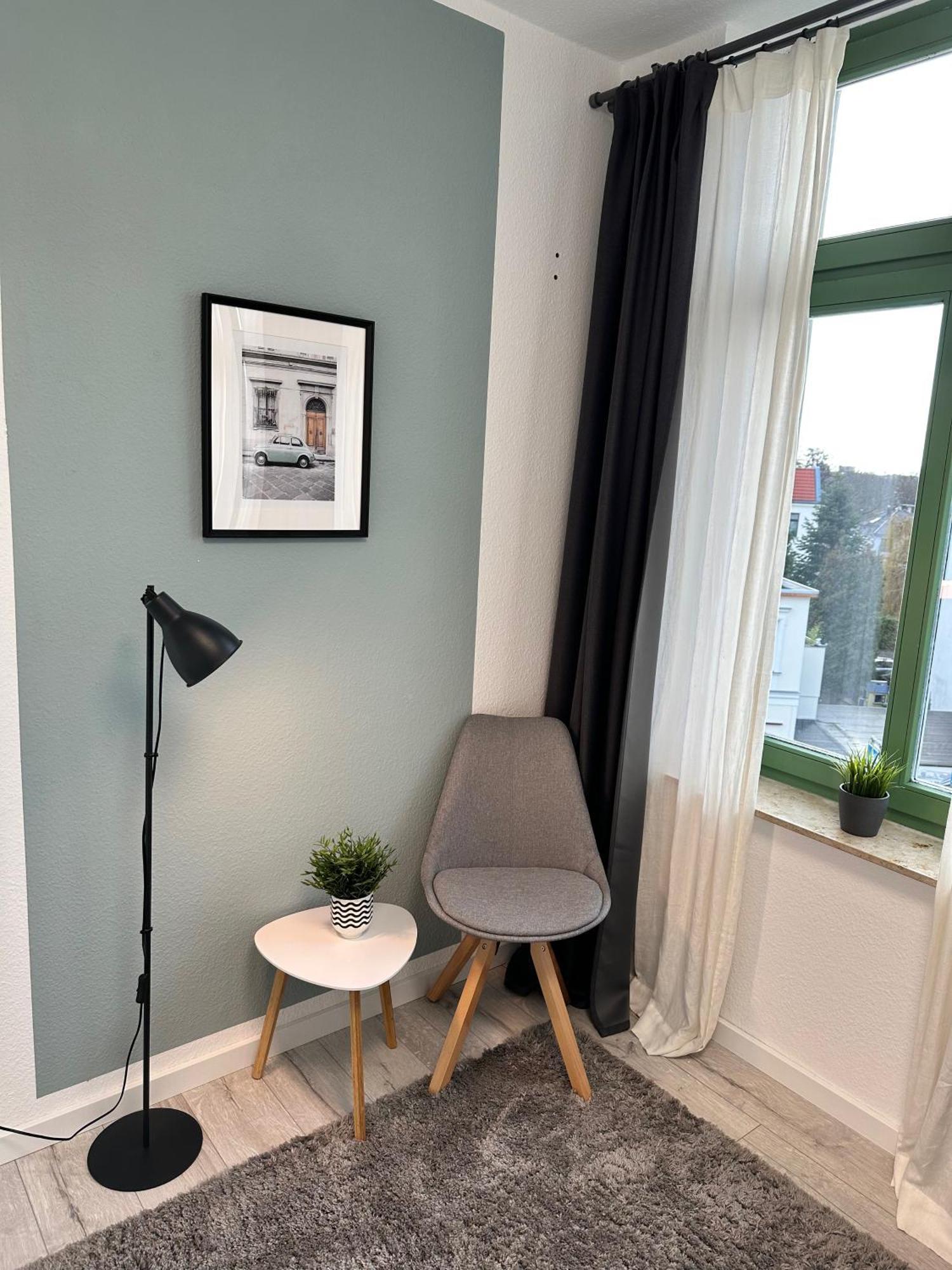 Helle Geraeumige 3r City-wohnung, Balkon Und Tv Streaming *