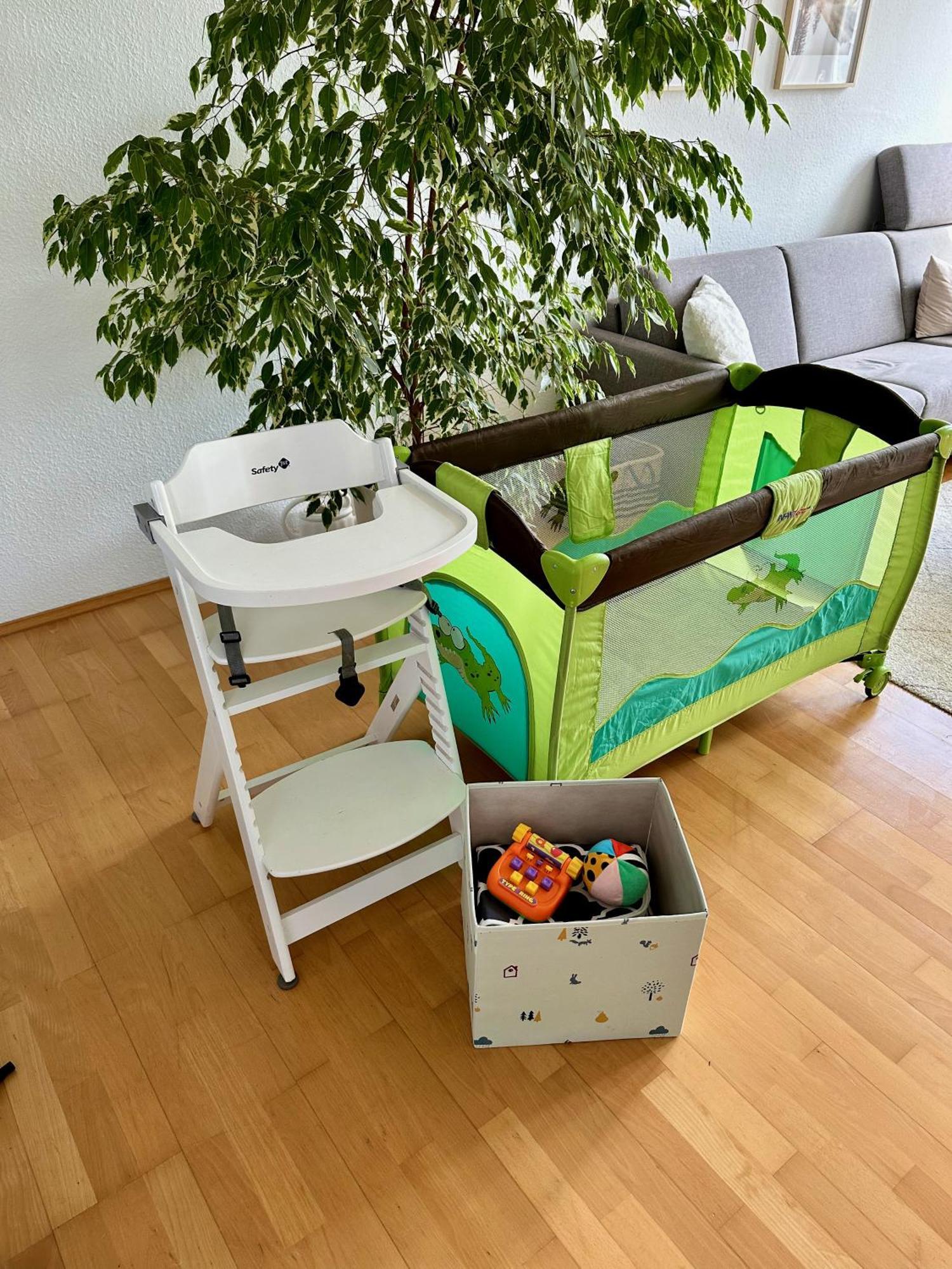 Helle Geraeumige 3r City-wohnung, Balkon Und Tv Streaming Apartment